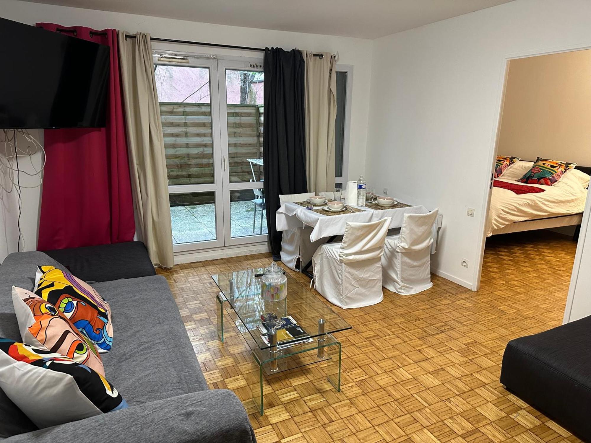 Appt Entier Monparnasse Avec Terrasse Et Parking Apartment Париж Екстериор снимка